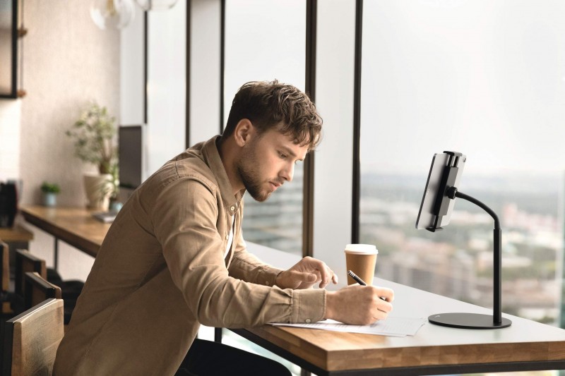 iPad & Tablet bord holder - Twist Table